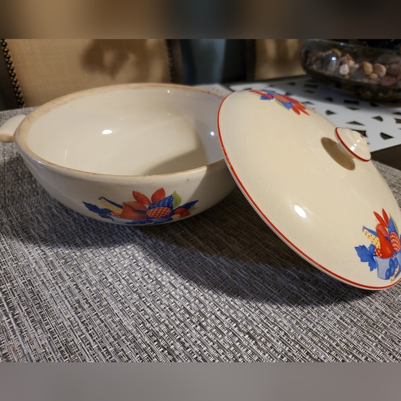Universal Pottery Calico Fruit Casserole Ovenware Dish & Lid - Picture 2 of 5